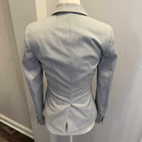 H&M Women’s Sz 4 Classic Fitted Blazer Jacket Light Gray - Picture 5 of 7